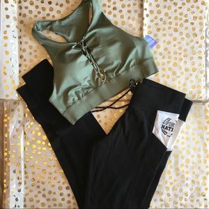 VS PINK Leggings & sports bra NWT